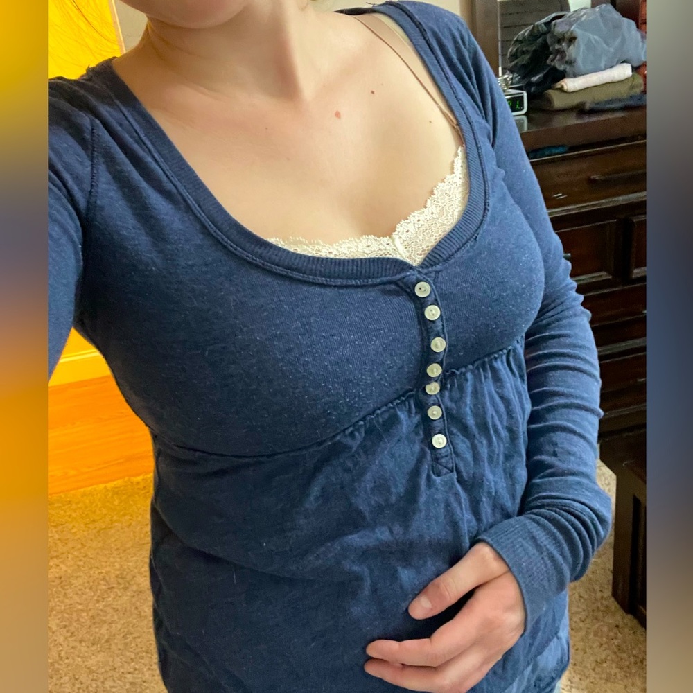 Navy blue long sleeve Hollister babydoll top